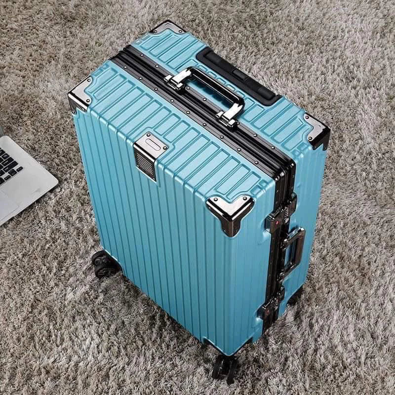 Nomox Vault  Aluminum Check In Luggage