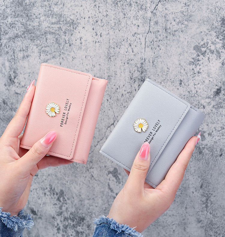 Daisy Print Tri Fold Wallet