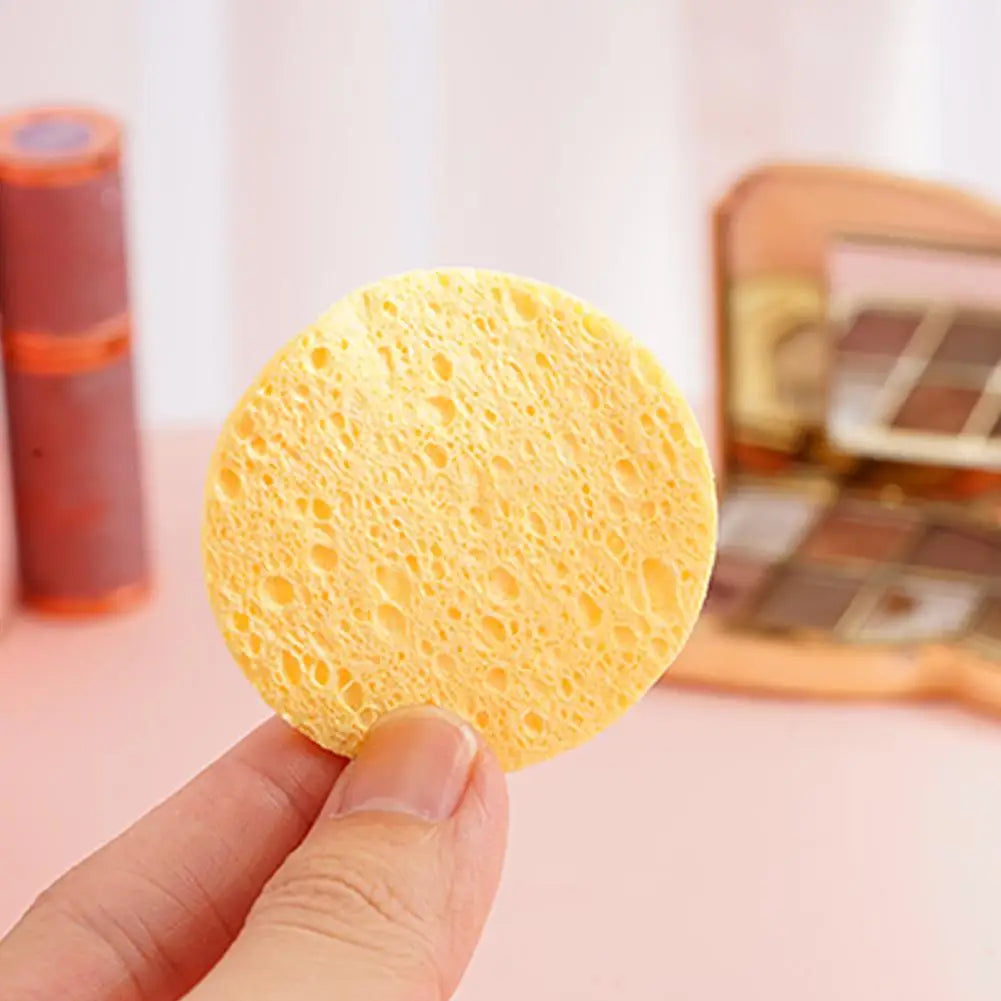 Brightens skin tone Turmeric & Kojic Acid Pads 40 Pads