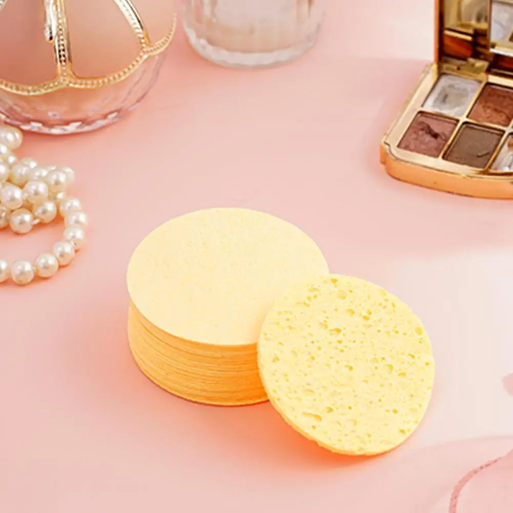 Brightens skin tone Turmeric & Kojic Acid Pads 40 Pads